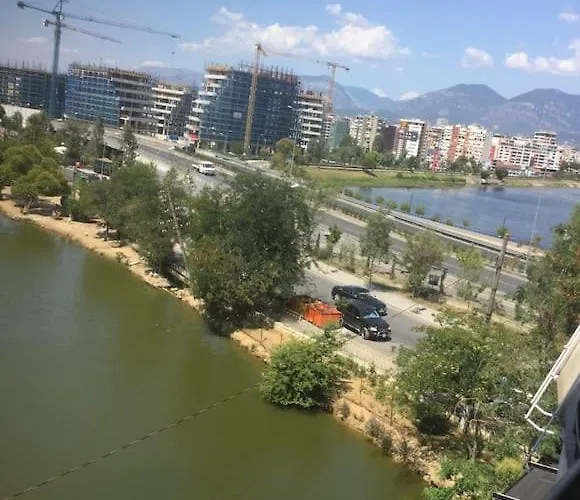 Apartamento View - Tirana, Albania *